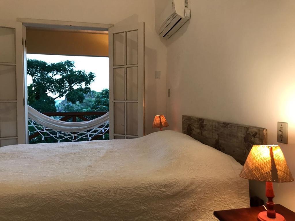 Praia Da Ferradurinha Pensão 2*